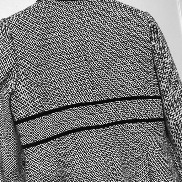 Liz Claiborne Suits Petite Collections Wool Coat - Picture 6 of 9